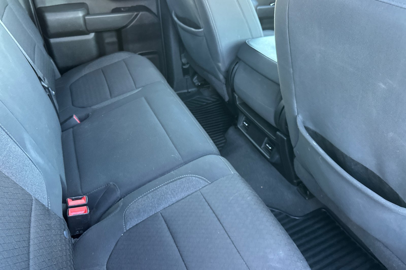 Used 2022 Chevrolet Silverado 1500 Custom w/ LPO, Dark Essentials Package RWD image 18