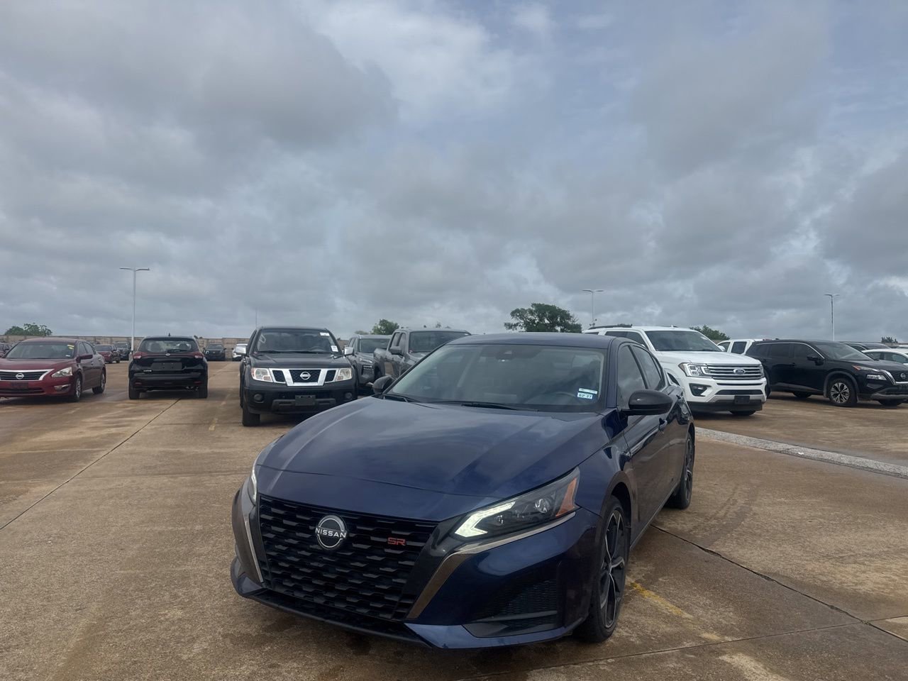 Certified 2024 Nissan Altima 2.5 SR AWD/4WD image 6
