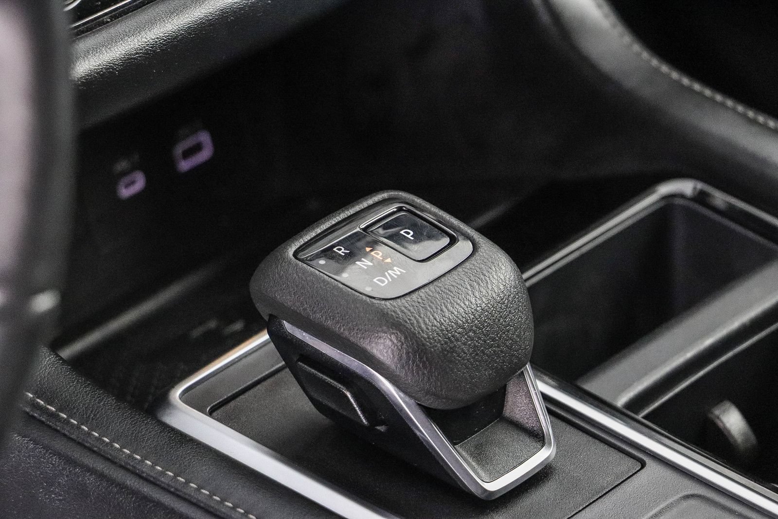 Used 2025 Nissan Pathfinder SL FWD image 21