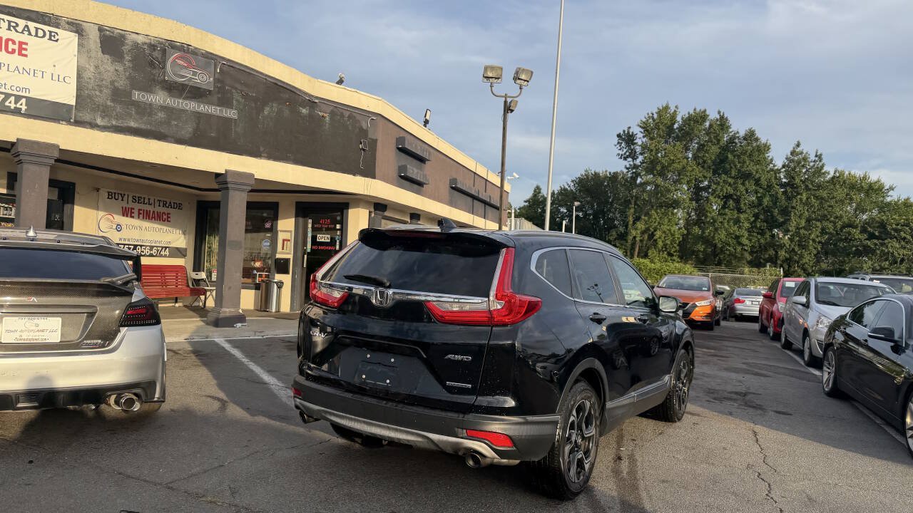 Used 2018 Honda CR-V Touring image 9