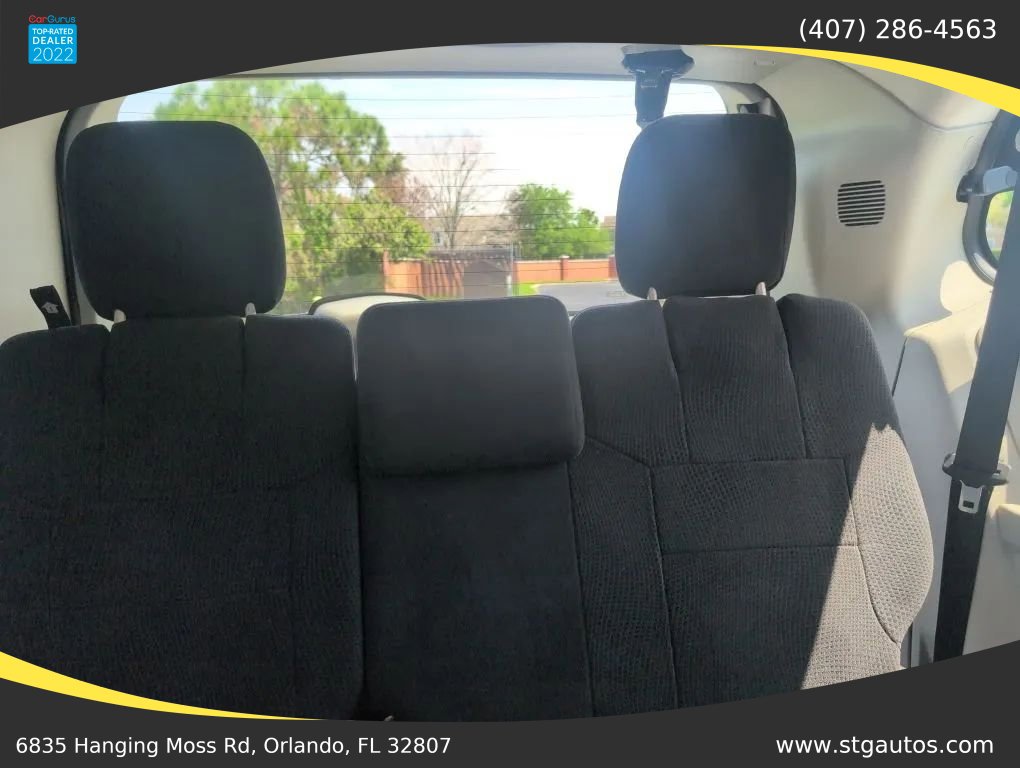 Used 2013 Dodge Grand Caravan SXT w/ Rear Park Assist Pkg FWD image 22