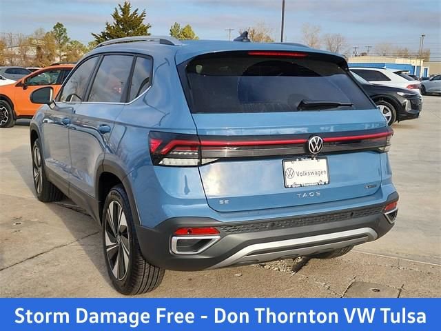 New 2026 Volkswagen Taos SE image 3