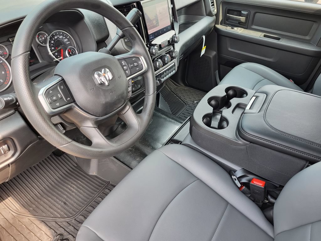 New 2026 RAM 2500 Tradesman AWD/4WD image 13
