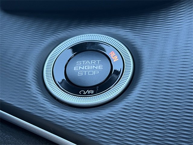 New 2025 Jeep Grand Cherokee Altitude image 29