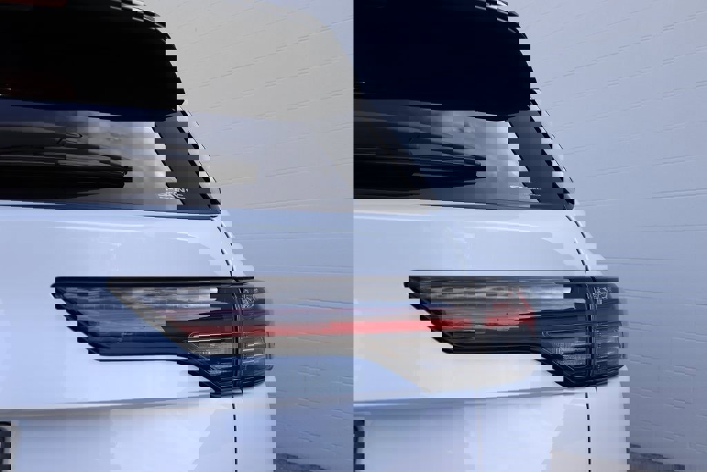 New 2025 Mitsubishi Outlander SEL image 22