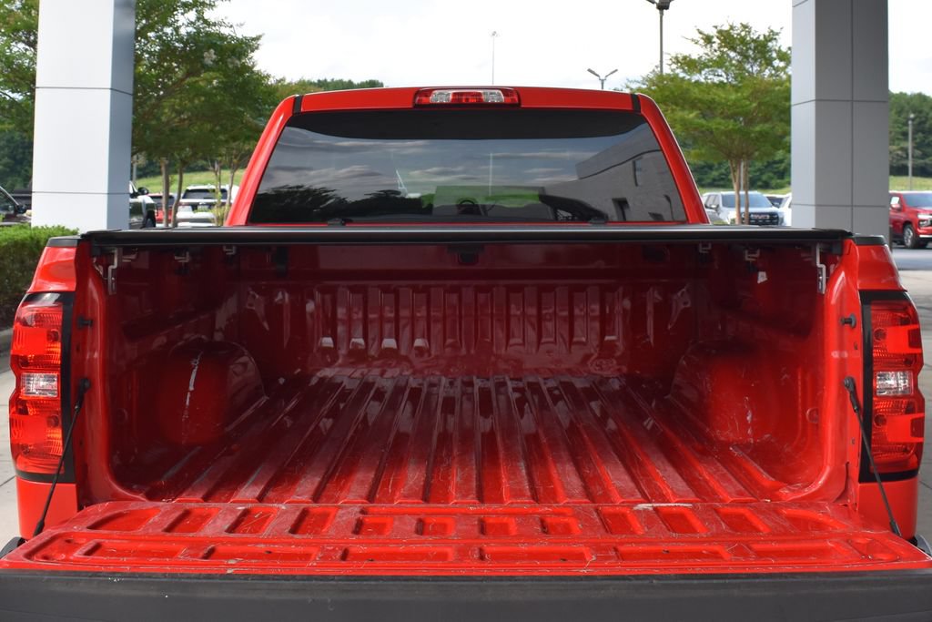 Used 2018 Chevrolet Silverado 1500 LT w/ All Star Edition AWD/4WD image 12