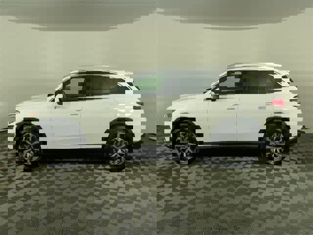 Certified 2026 Mercedes-Benz GLC 300 4MATIC image 2