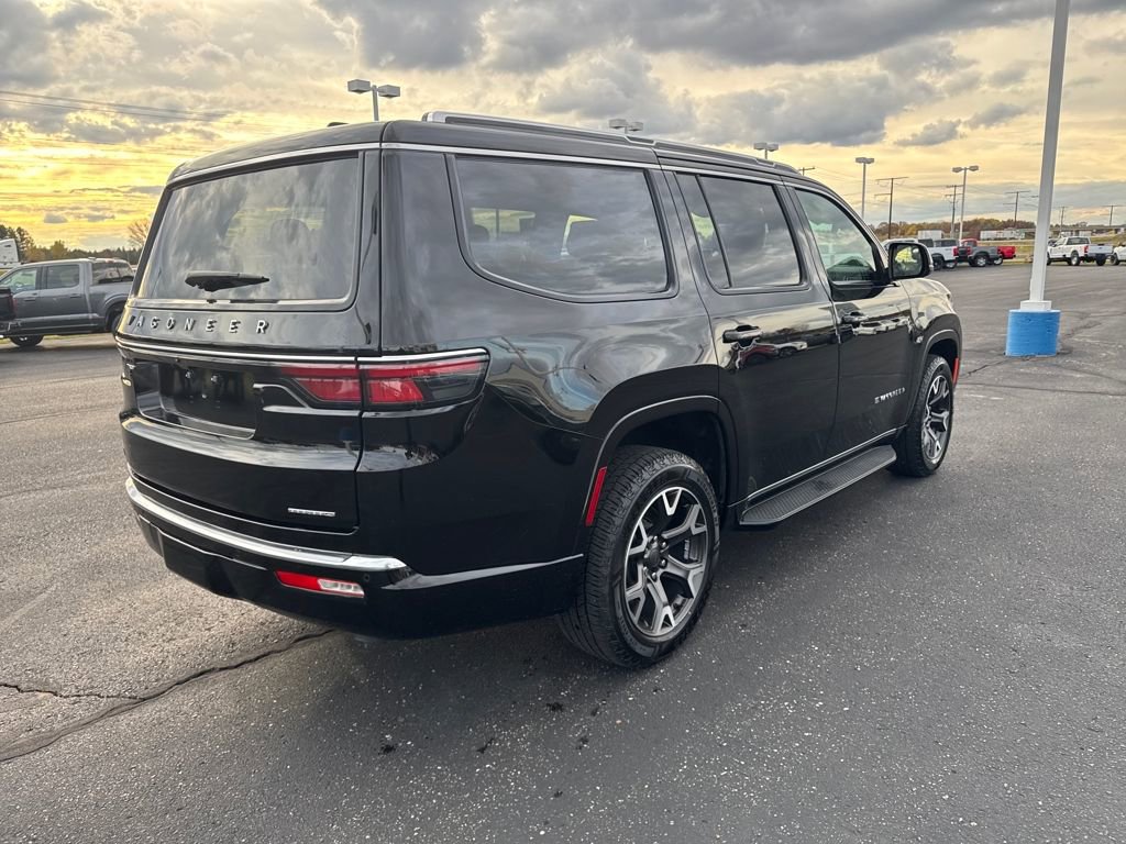 Used 2024 Jeep Wagoneer Series III image 5