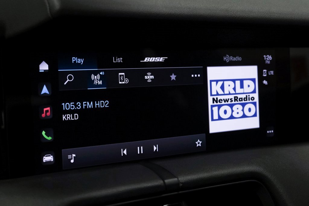 Used 2022 Porsche Taycan image 38