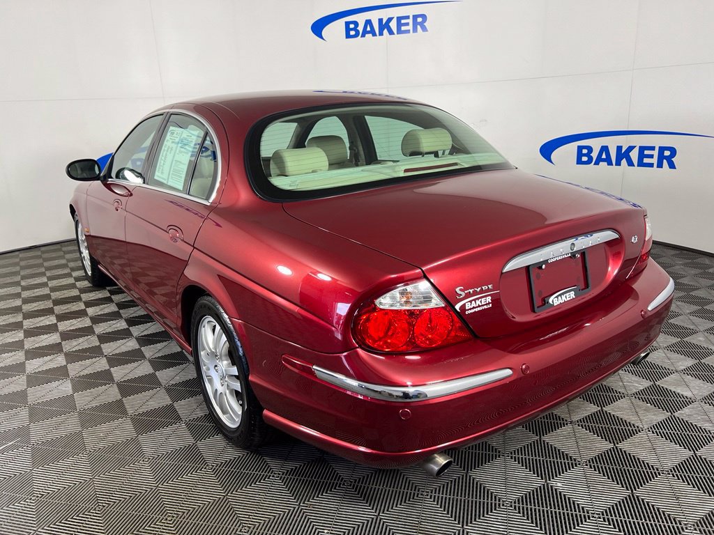 Used 2004 Jaguar S-TYPE 4.2 RWD image 3