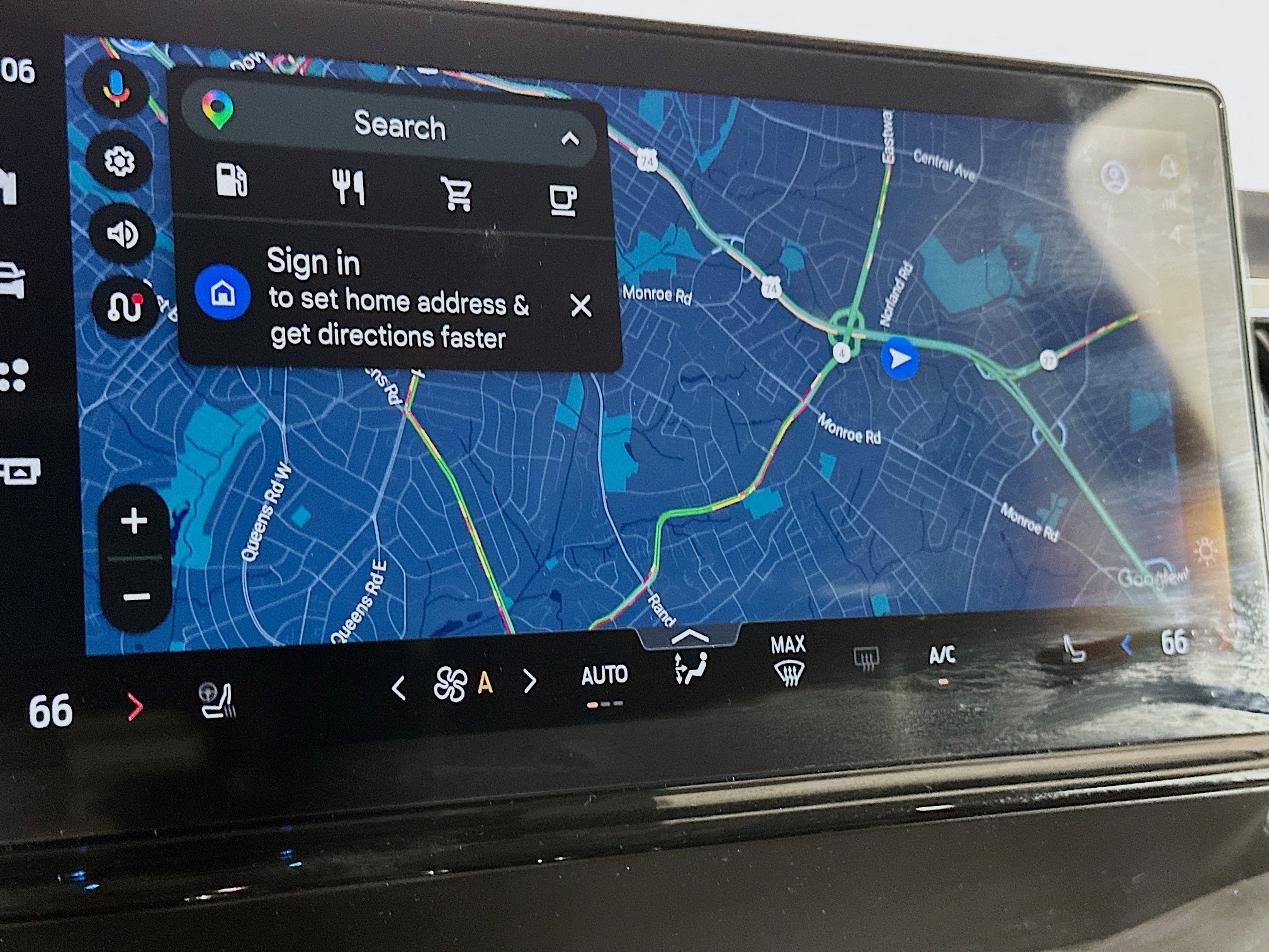 Used 2025 Ford Expedition Platinum image 22