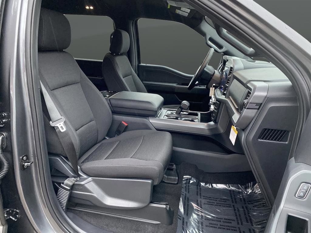 New 2025 Ford F150 XLT w/ Equipment Group 301A Standard image 34