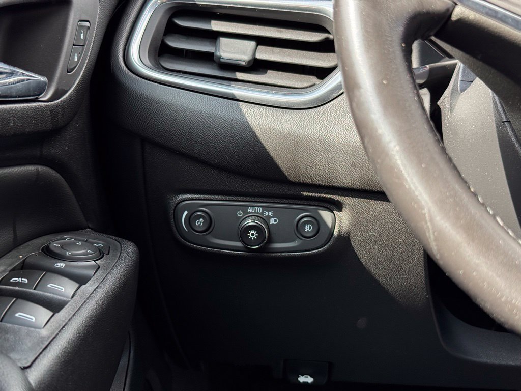 Used 2020 Chevrolet Equinox LT AWD/4WD image 33