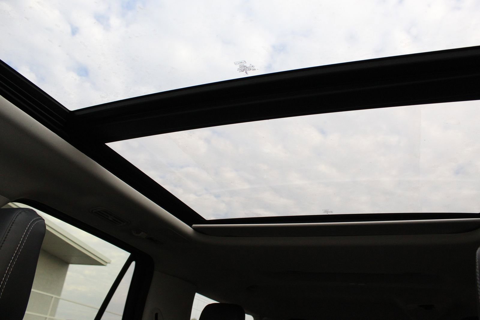 New 2025 Ford Expedition Max Platinum w/ Driver's Package image 35