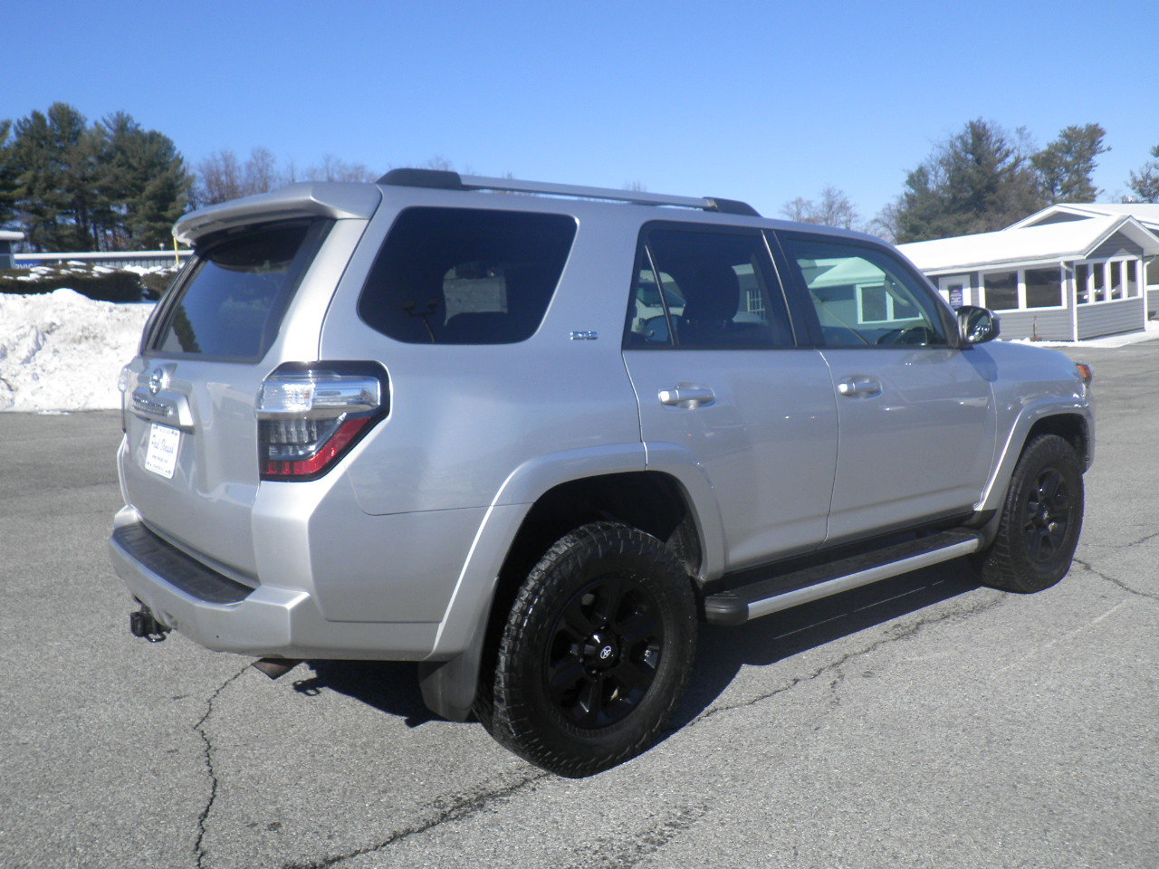 Used 2017 Toyota 4Runner SR5 image 5