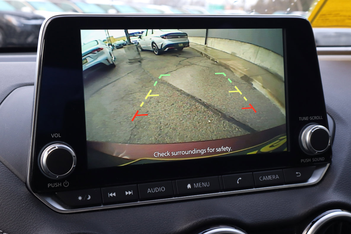 Used 2024 Nissan Sentra SV image 12