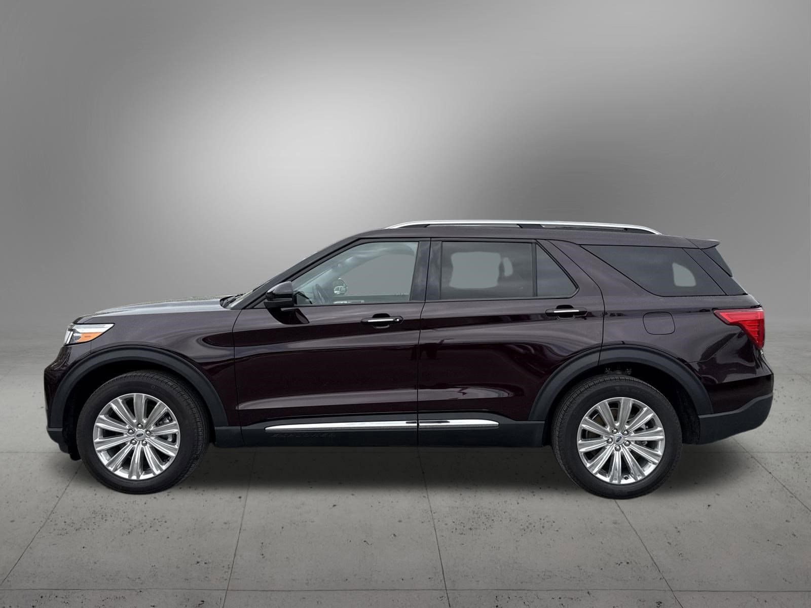 Used 2023 Ford Explorer Limited w/ Hybrid Equipment Group 310A AWD/4WD image 2