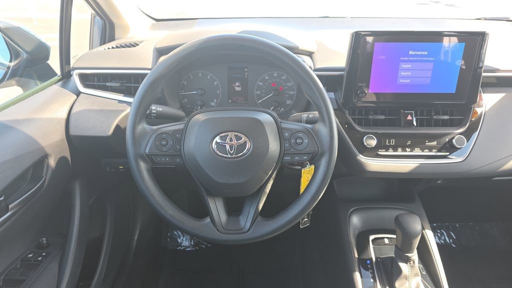 Used 2024 Toyota Corolla LE FWD image 11