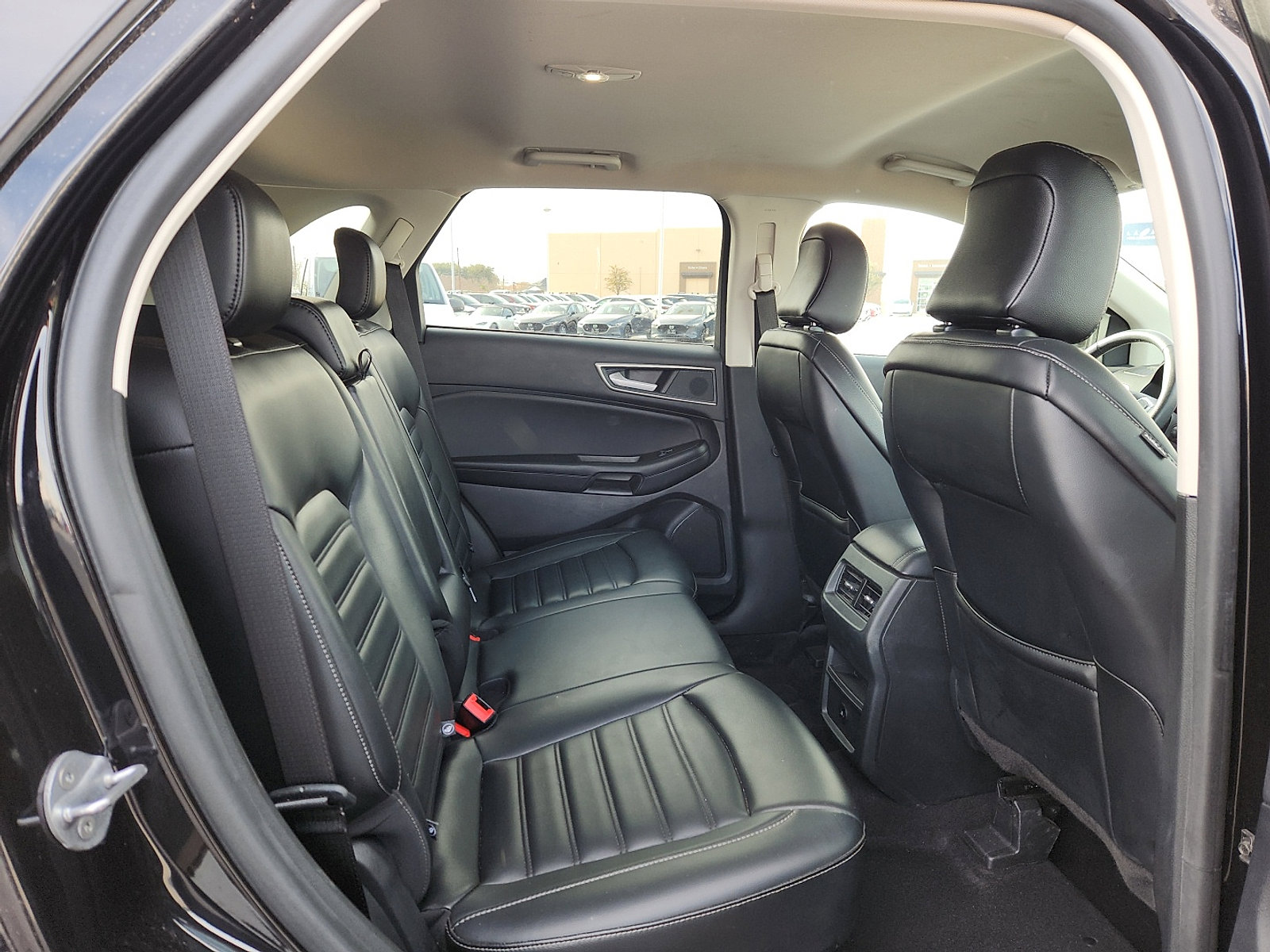 Used 2024 Ford Edge SEL image 14