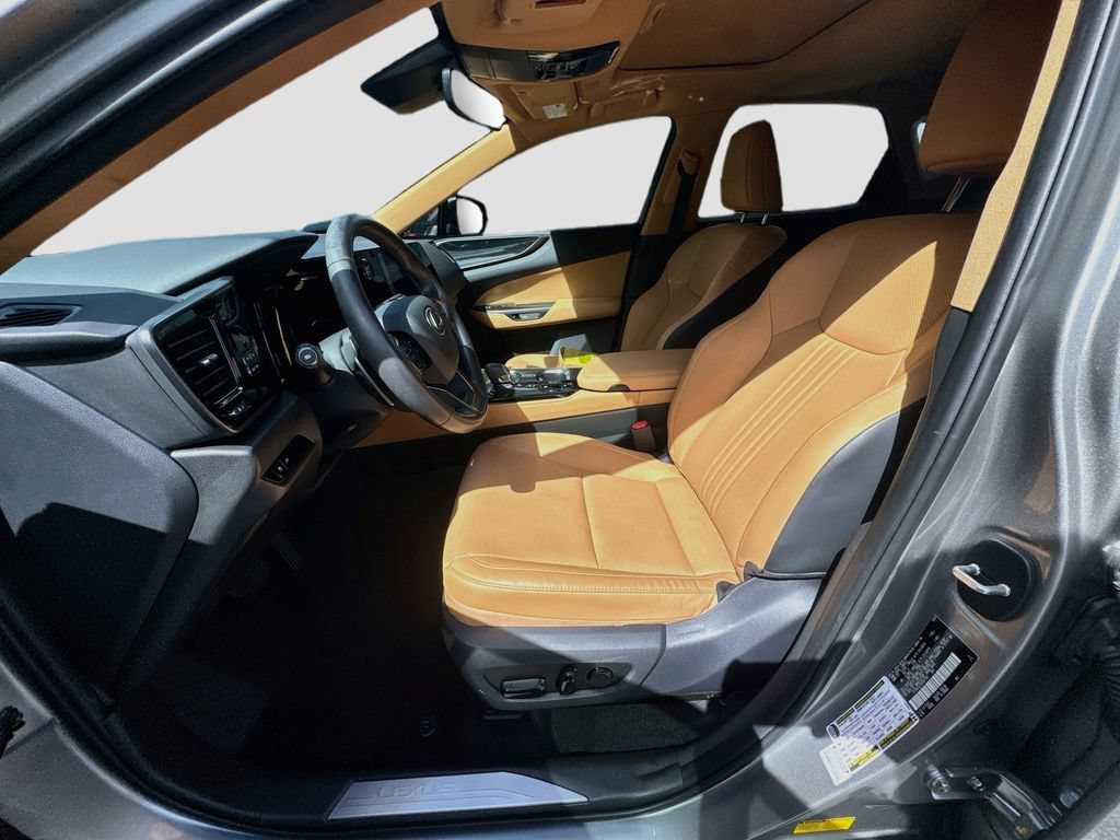 Used 2025 Lexus NX 250 FWD w/ Cold Area Package image 21