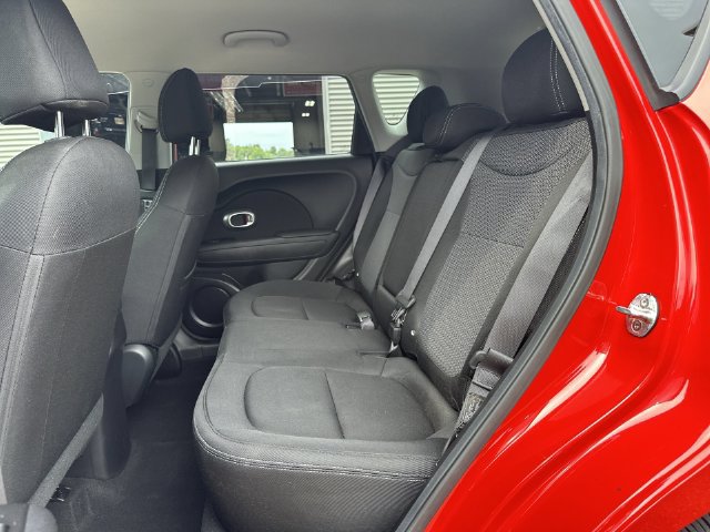 Used 2018 Kia Soul + FWD image 25