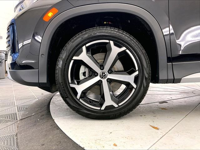 New 2026 Volkswagen Tiguan SE AWD/4WD image 12