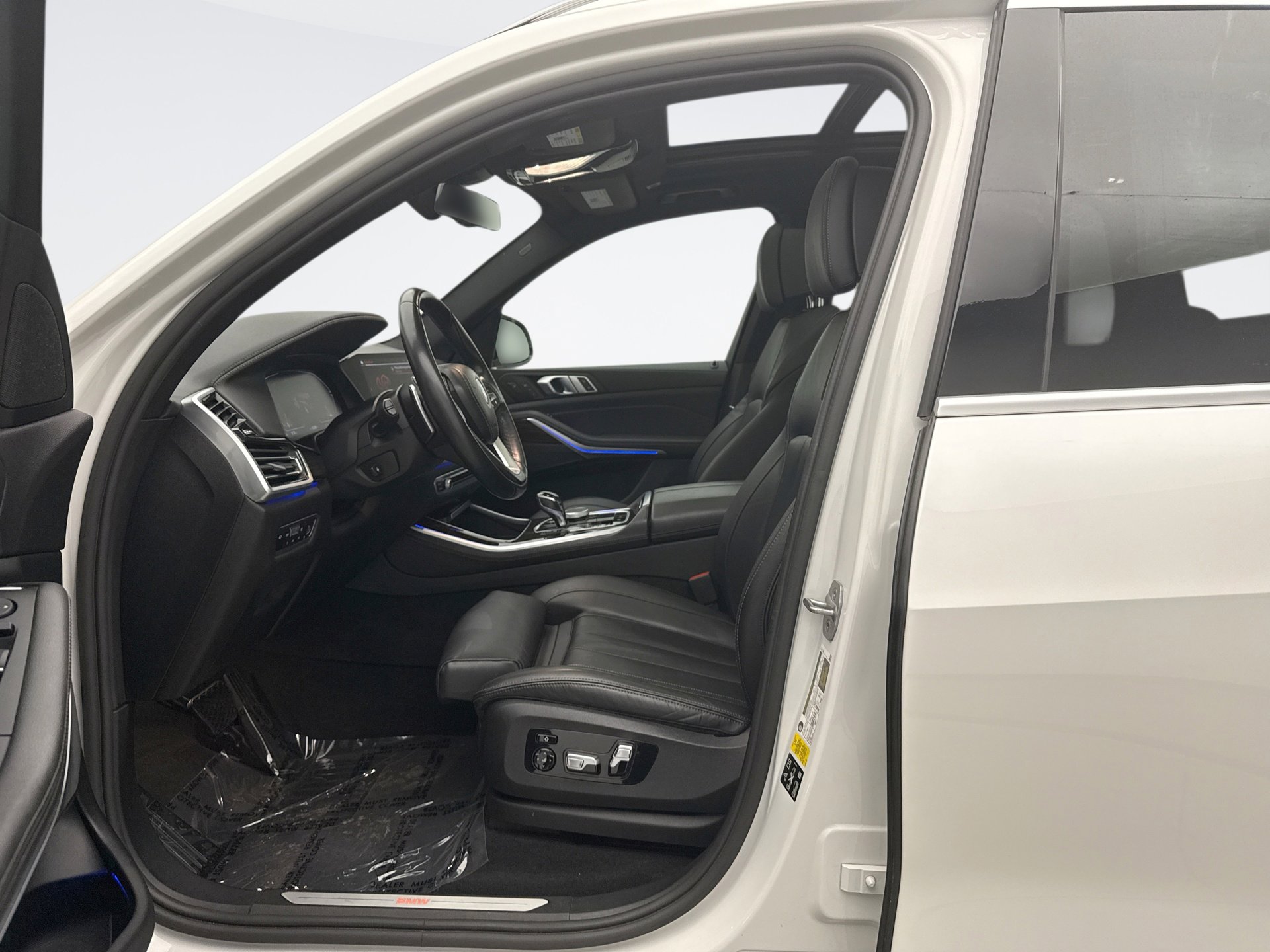 Used 2021 BMW X5 xDrive40i w/ Premium Package 2 AWD/4WD image 11