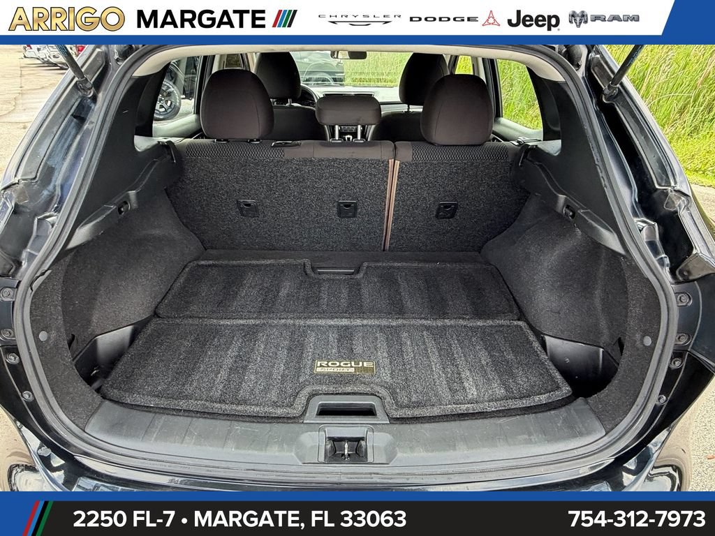 Used 2019 Nissan Rogue Sport S w/ Appearance Package FWD image 14