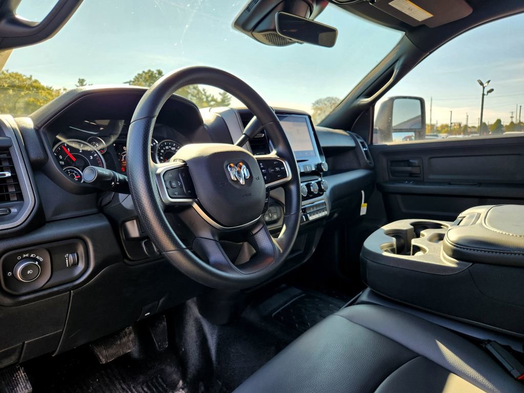 New 2026 RAM 5500 Tradesman w/ Chrome Appearance Group image 20