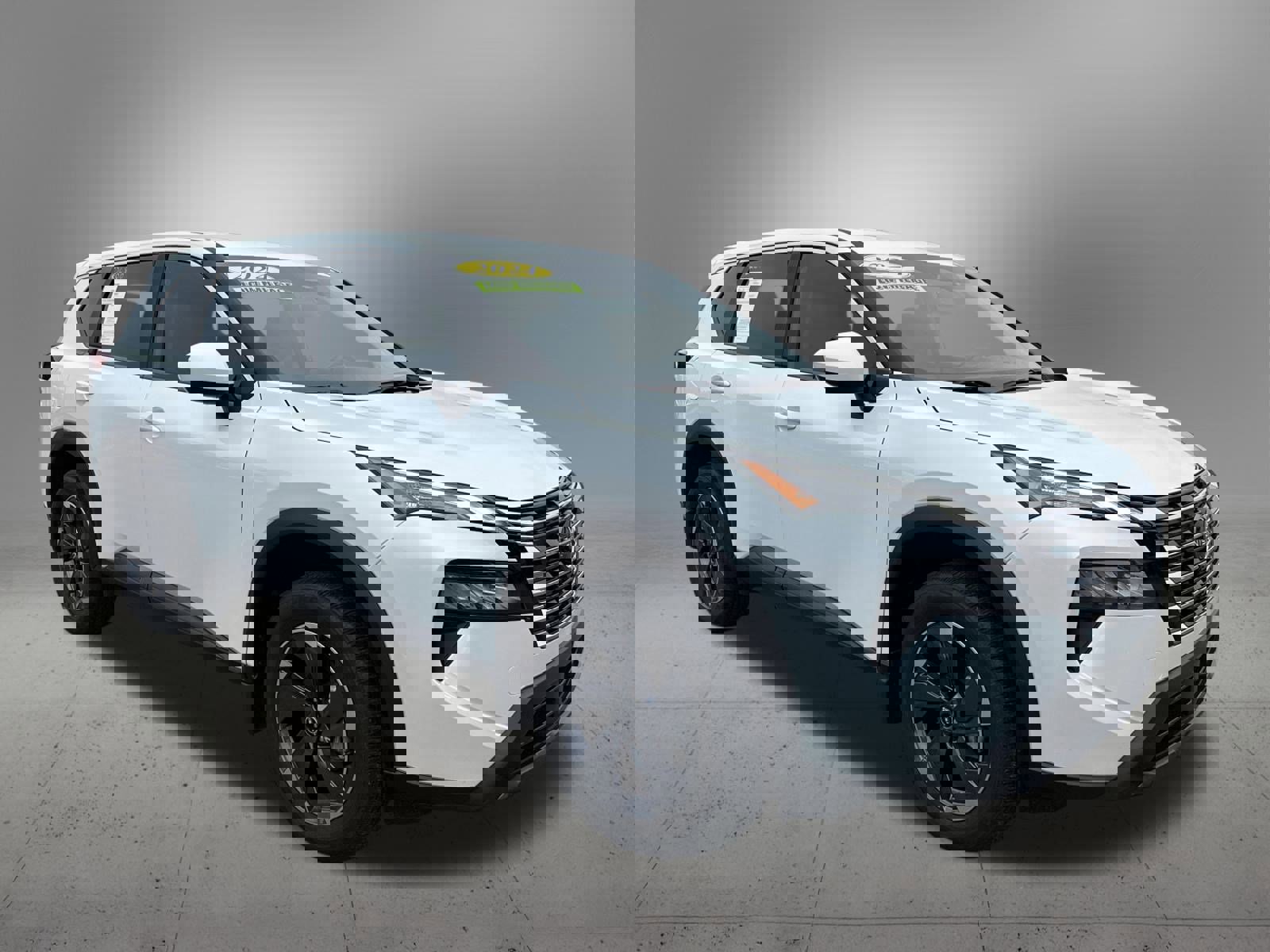 Used 2024 Nissan Rogue SV image 6