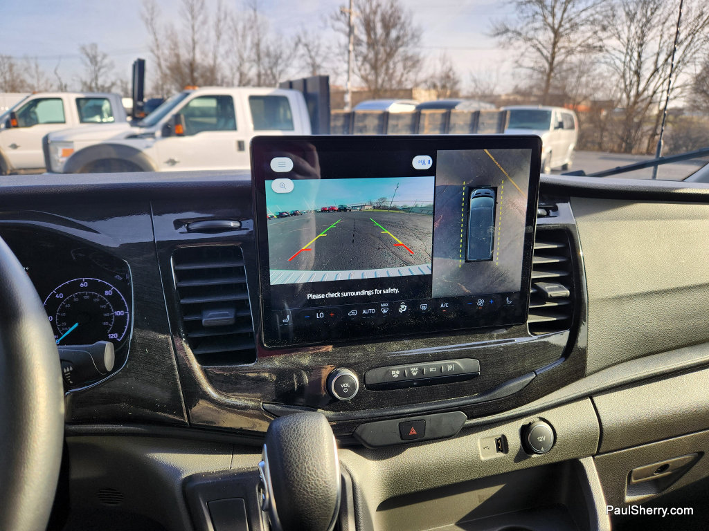 Used 2023 Ford Transit 150 Low Roof AWD image 3