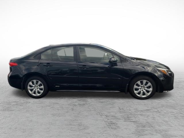 Certified 2024 Toyota Corolla LE AWD/4WD image 4