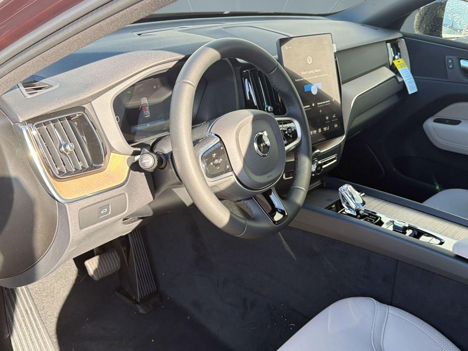 New 2026 Volvo XC60 B5 Core w/ Climate Package AWD/4WD image 4