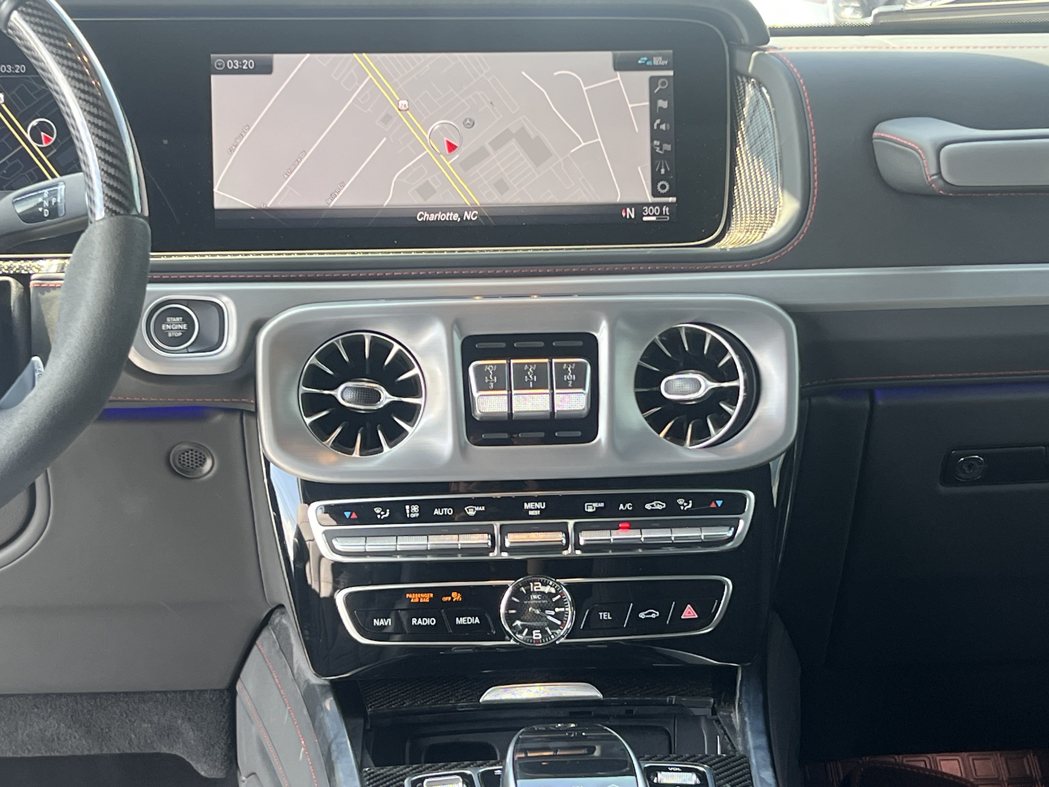 Used 2024 Mercedes-Benz G 63 AMG 4MATIC image 32