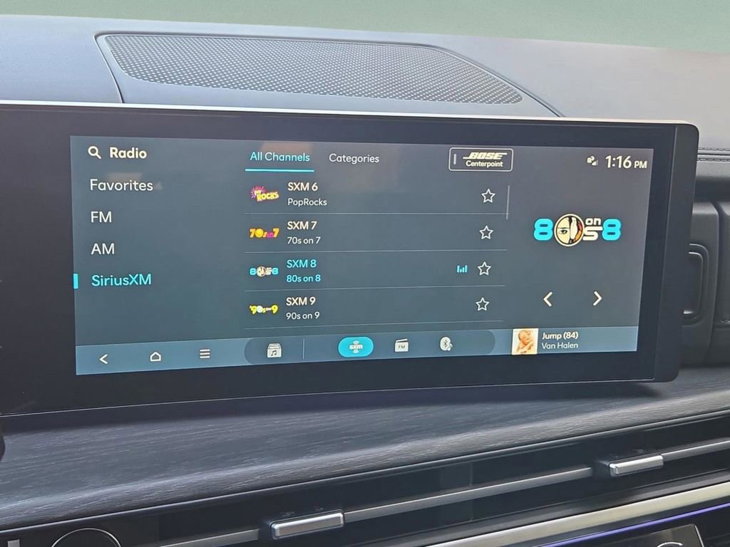 Used 2025 Hyundai Santa Fe Limited image 19