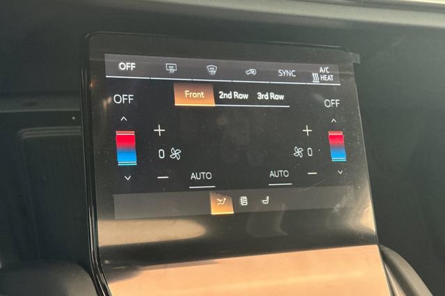 New 2026 Cadillac Vistiq Sport w/ LPO, Floor Liner Package AWD/4WD image 21