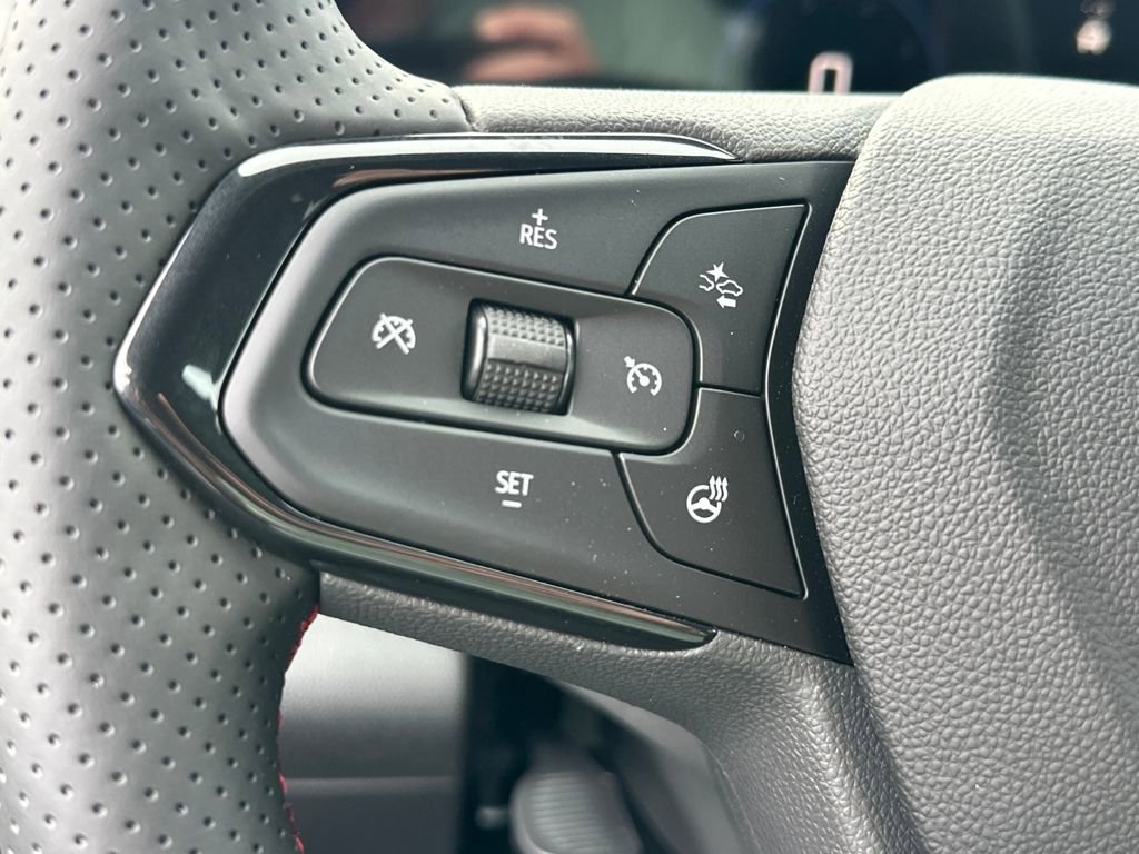 New 2026 Chevrolet Trax RS image 19