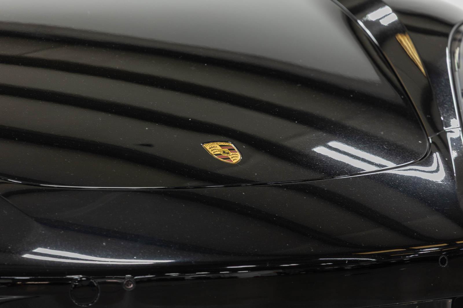 Used 2018 Porsche 718 Cayman RWD image 30