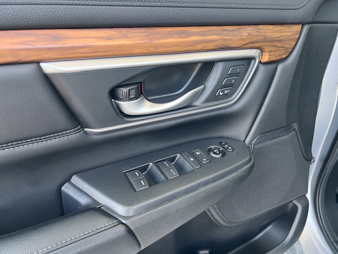 Used 2020 Honda CR-V EX-L image 16