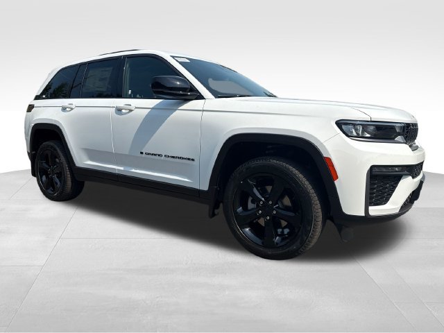 New 2026 Jeep Grand Cherokee Limited w/ Limited Altitude Package AWD/4WD 360° Tour