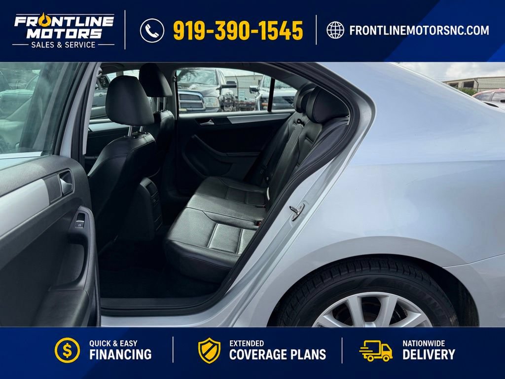 Used 2014 Volkswagen Jetta SE FWD image 17