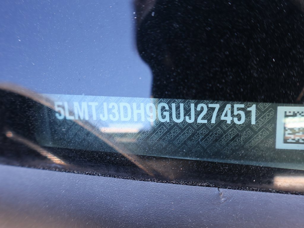 Used 2016 Lincoln MKC Reserve w/ Technology Package image 42