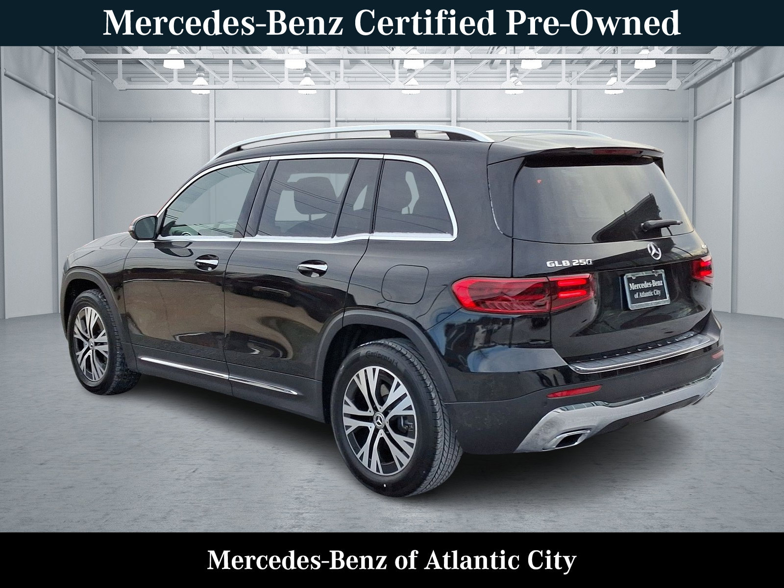 Certified 2024 Mercedes-Benz GLB 250 4MATIC image 4