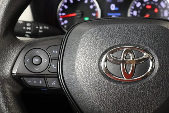 Used 2019 Toyota RAV4 XLE w/ Convenience Package AWD/4WD image 8