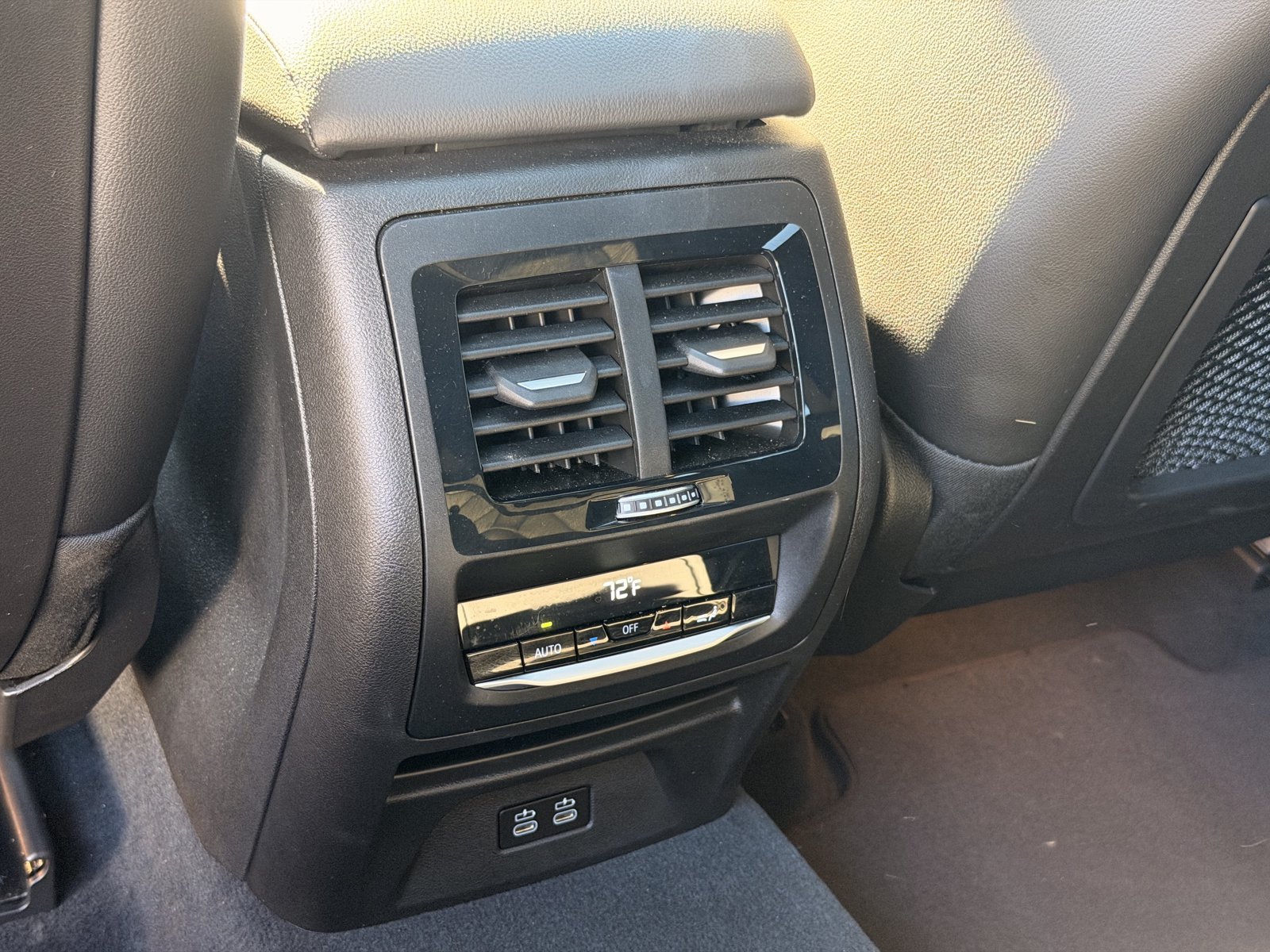 Used 2024 BMW X4 xDrive30i AWD/4WD image 37