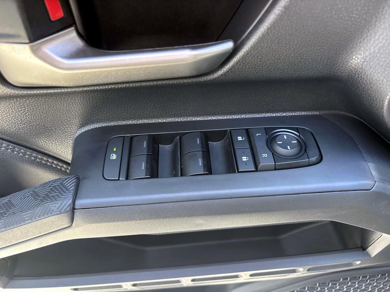 Used 2024 Toyota Tacoma Limited w/ Limited Package (LT) AWD/4WD image 14