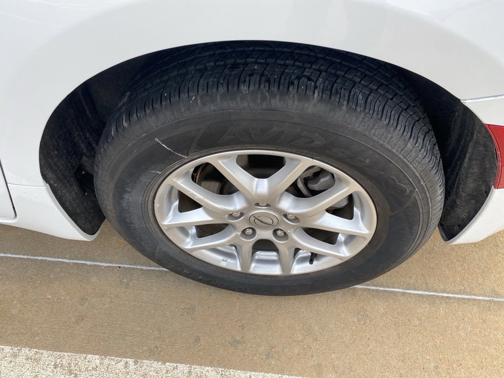 Used 2025 Chrysler Pacifica Select image 7