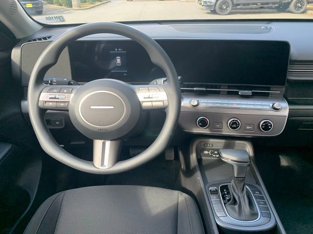 New 2026 Hyundai Kona SE image 13