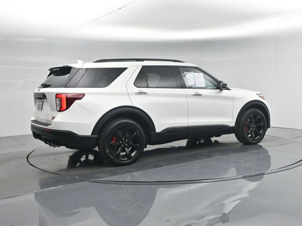 Certified 2023 Ford Explorer ST w/ Equipment Group 401A image 31