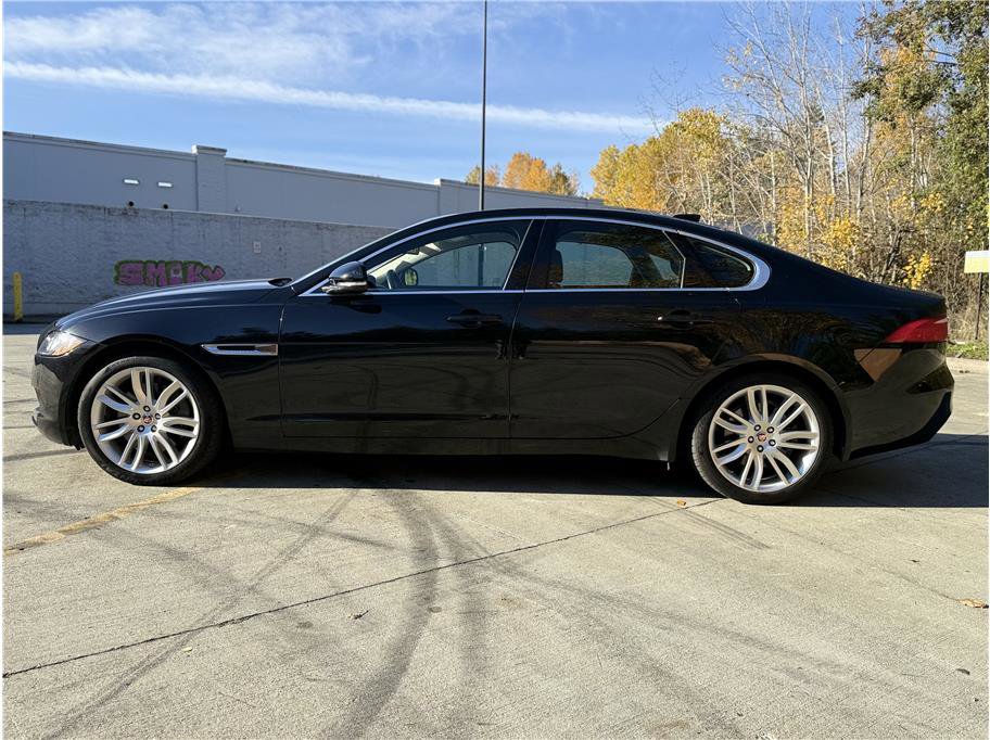 Used 2018 Jaguar XF Prestige